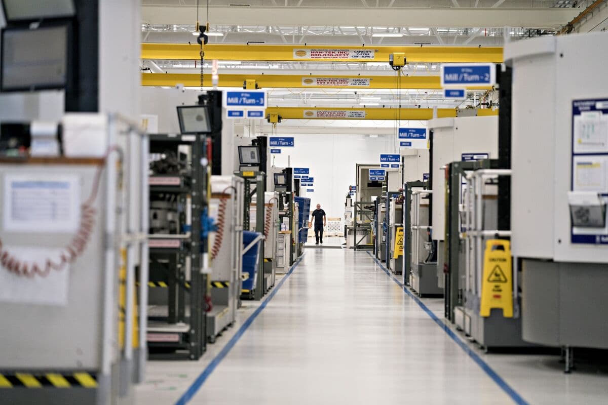 Field services and trades—job scheduling, dispatch, workforce management, and customer operations.